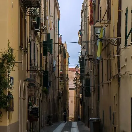 Old Town Apartment Alghero Exterior photo